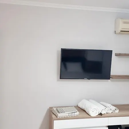 아파트 Hera's 티라나