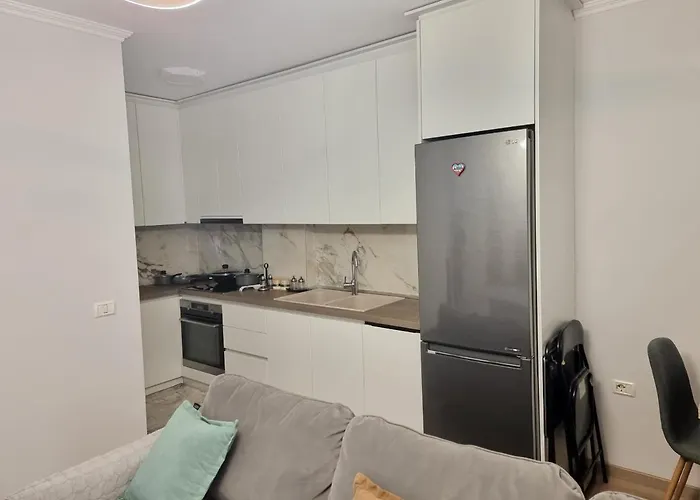 아파트 Hera's 티라나